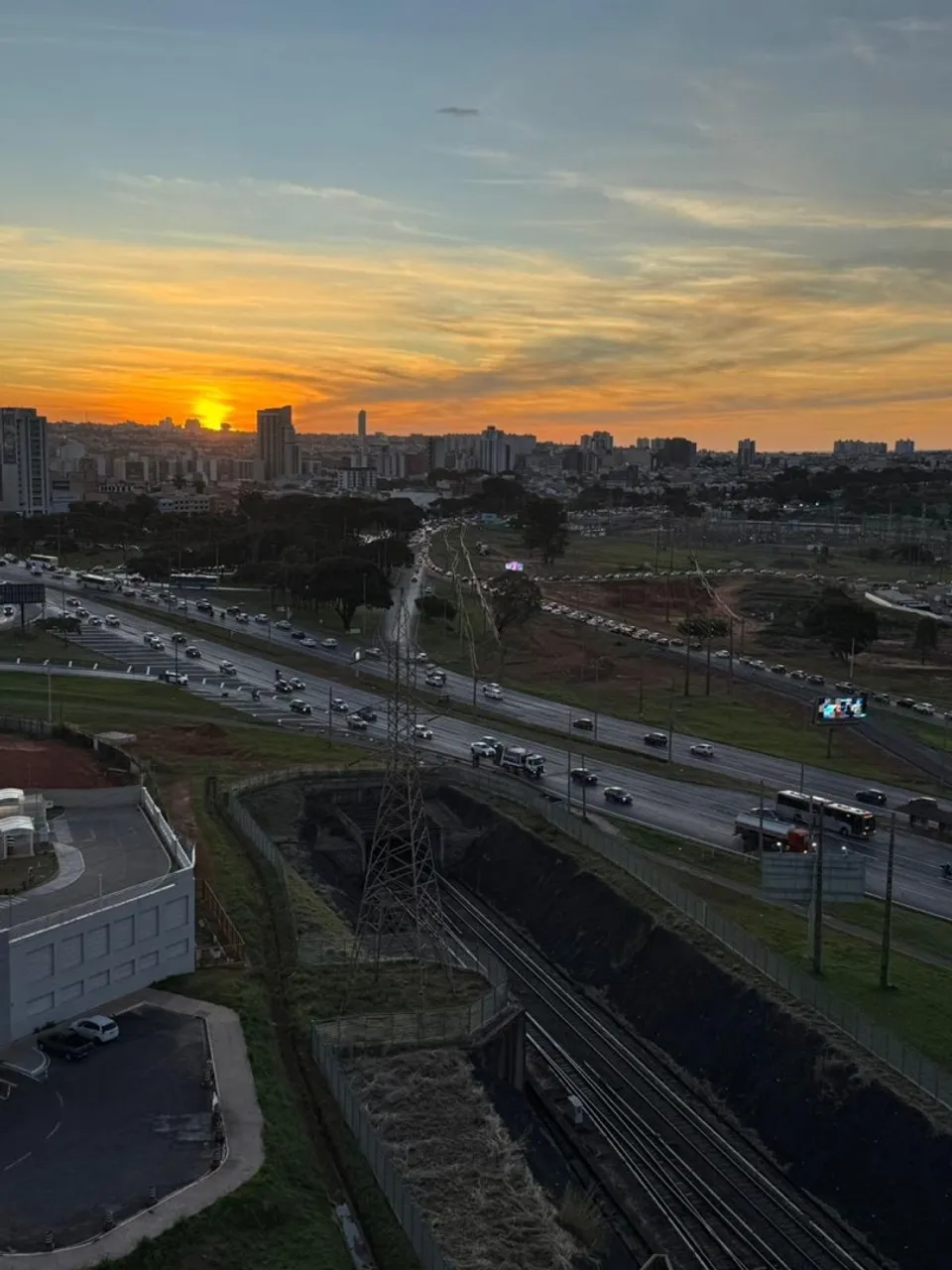 Imperdível Aluguel AP 3 quartos (2 vagas garagem)