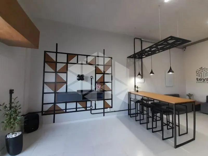 Sala 6M² - para Alugar