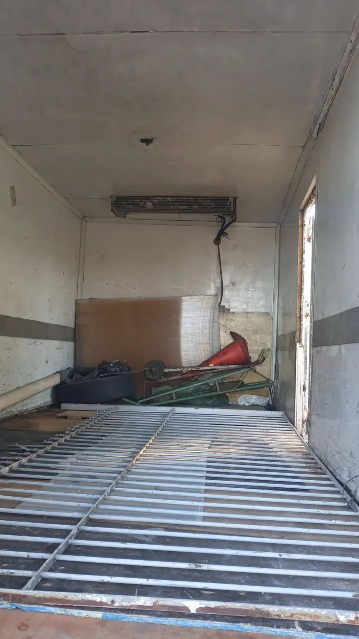 Mercedes-Benz ** Modelo 710 - Foto 7