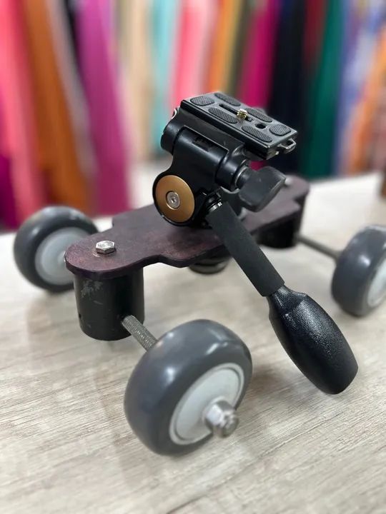 Dolly com cabeça hidráulica 