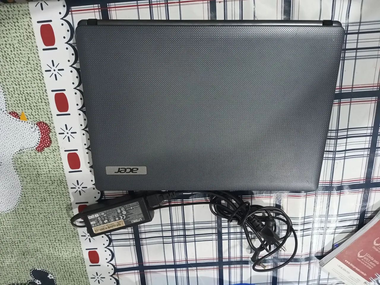 Notebook Acer i3 com 4gb memória, teclado novo, carregador original. - Foto 4