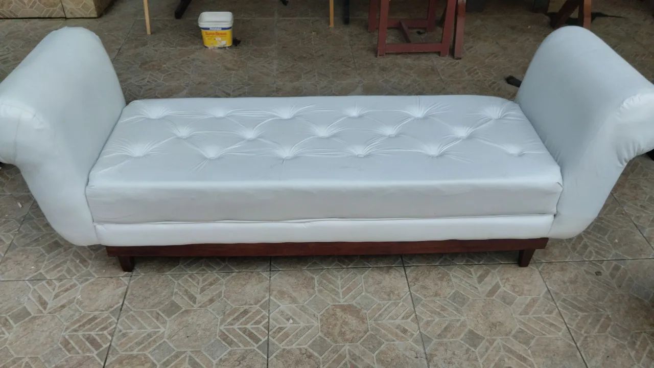 Sofá Chaise Longue Branco - Foto 2