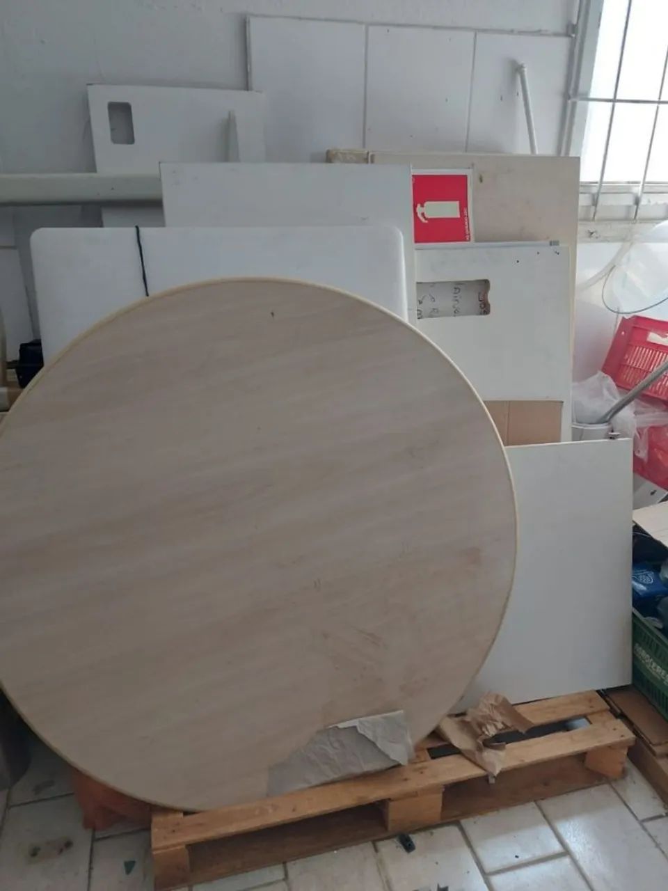 Mesas em MDF reforçado giroflex e alberflex - Valor unitario - Foto 3