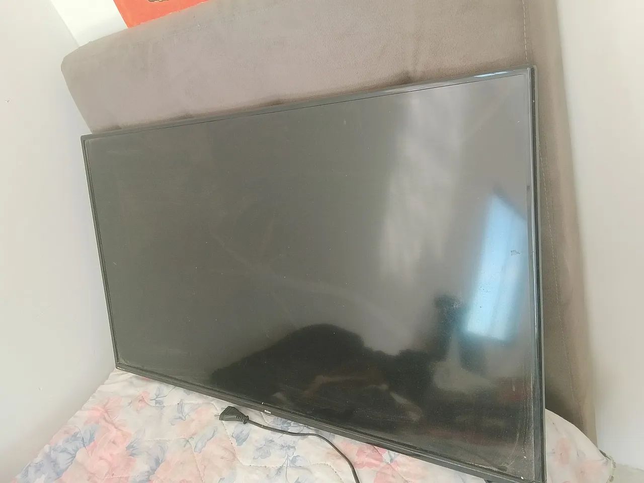 TV Philco 40plg. Trincada - Foto 2