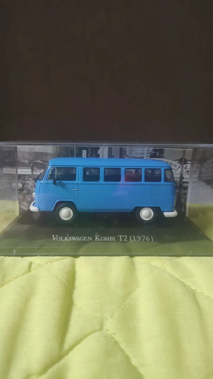Miniatura Kombi T2 (1976) - Decoração