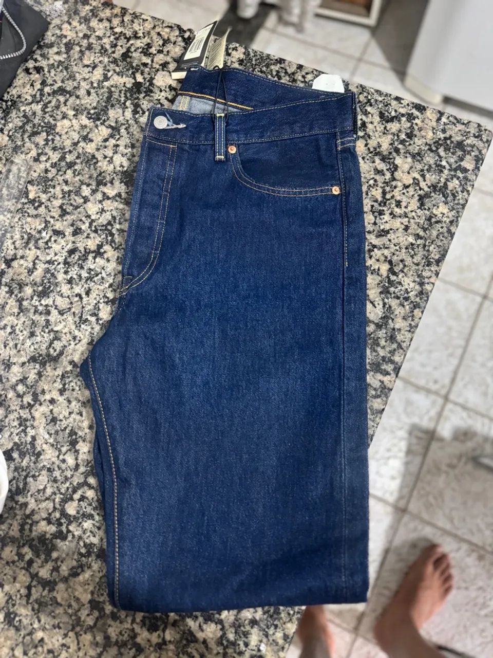 Calça Jeans levis 44 nunca usada 