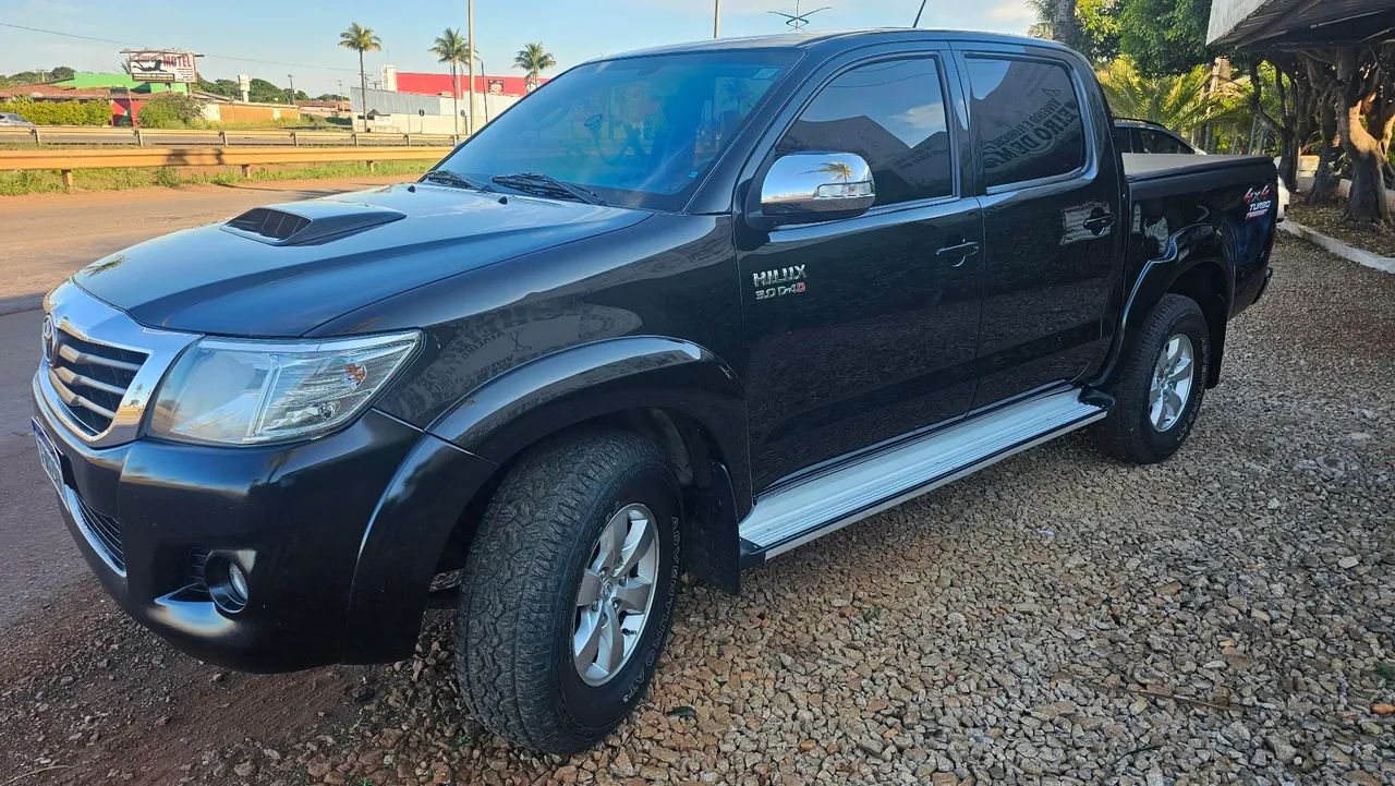 Toyota Hillux 3.0 SRV diesel aut - Foto 3