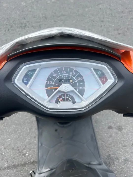 Burgman 125i - Foto 4