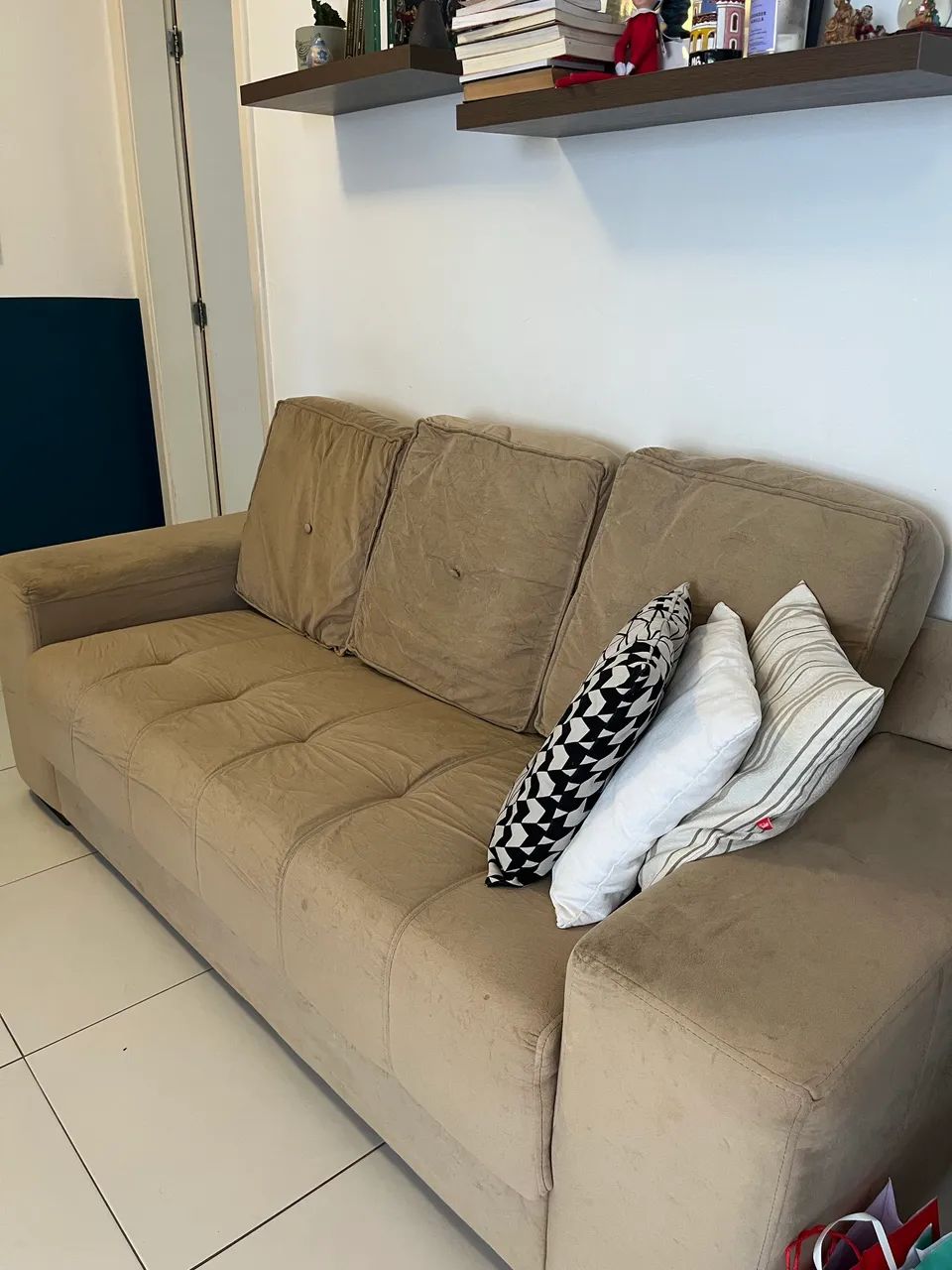 Vendo sofá 3 lugares65184958328833122