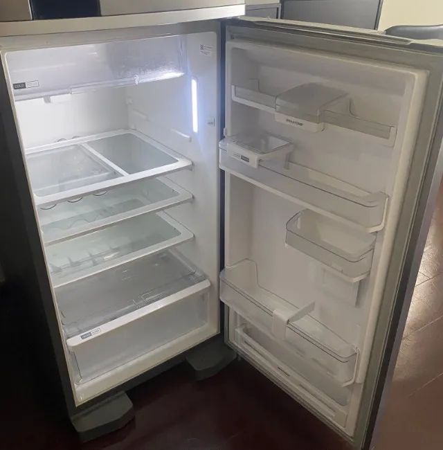Geladeira Brastemp SEMINOVA Frost Free Duplex 375 litros cor Inox - BRM45HK - Foto 3