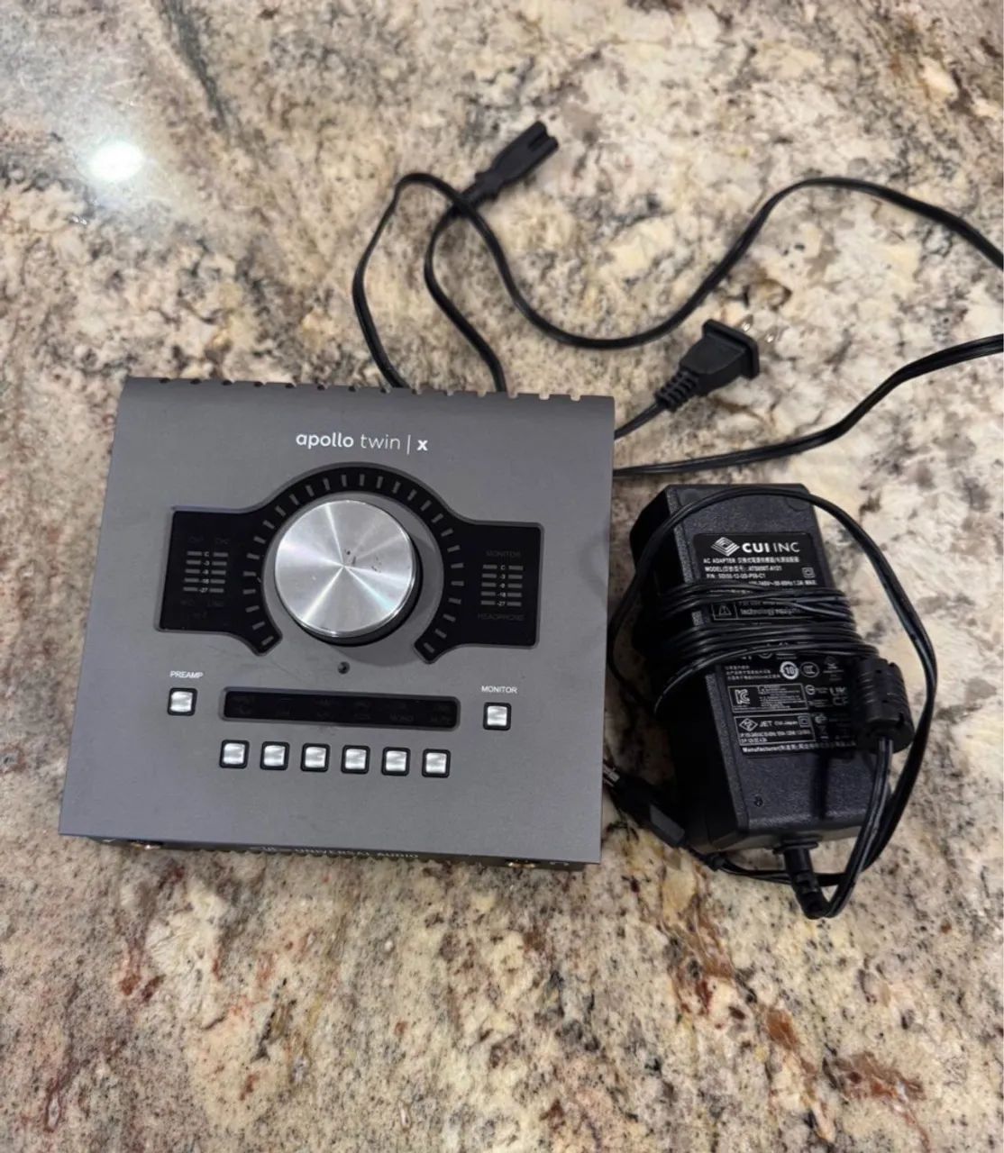 Interface de Áudio Universal Audio Apollo Twin X - Foto 3