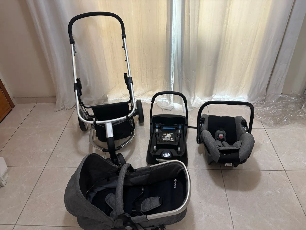 Carrinho de Bebê Travel System Mobi Trio