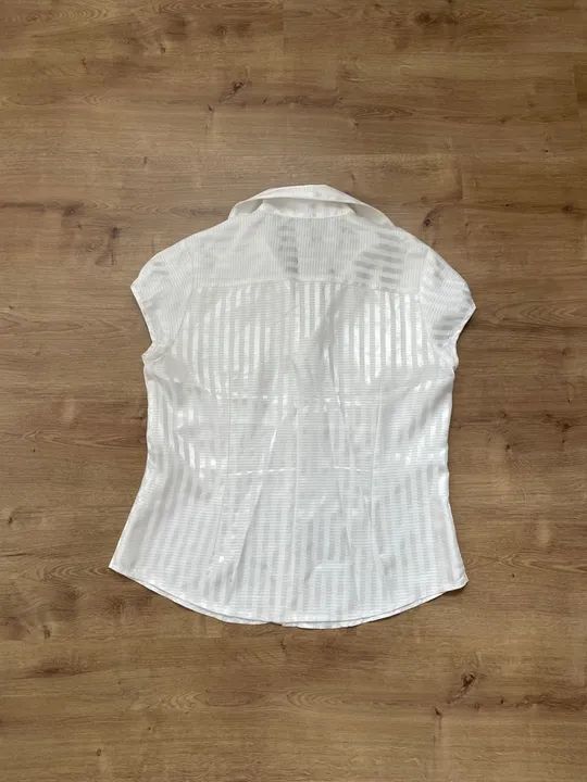 Blusa off white listrada tam G - Foto 2