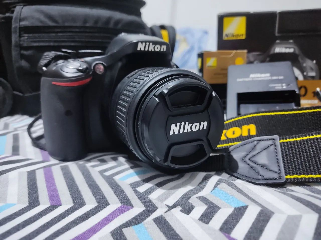 Câmera fotográfica Nikon D5200 com Lente 18-55mm VR II - Foto 4
