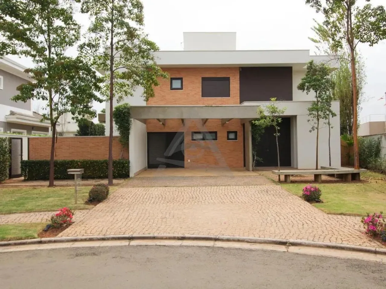 Casa à venda e para alugar em Campinas, Barão Geraldo, com 3 suítes, com 312 m²