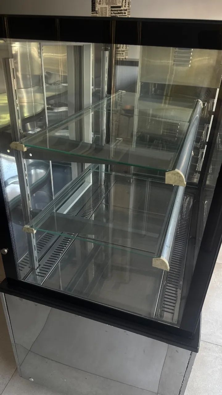 BAIXOU!! Estufa para salgados e pamonha Titã  - Foto 3