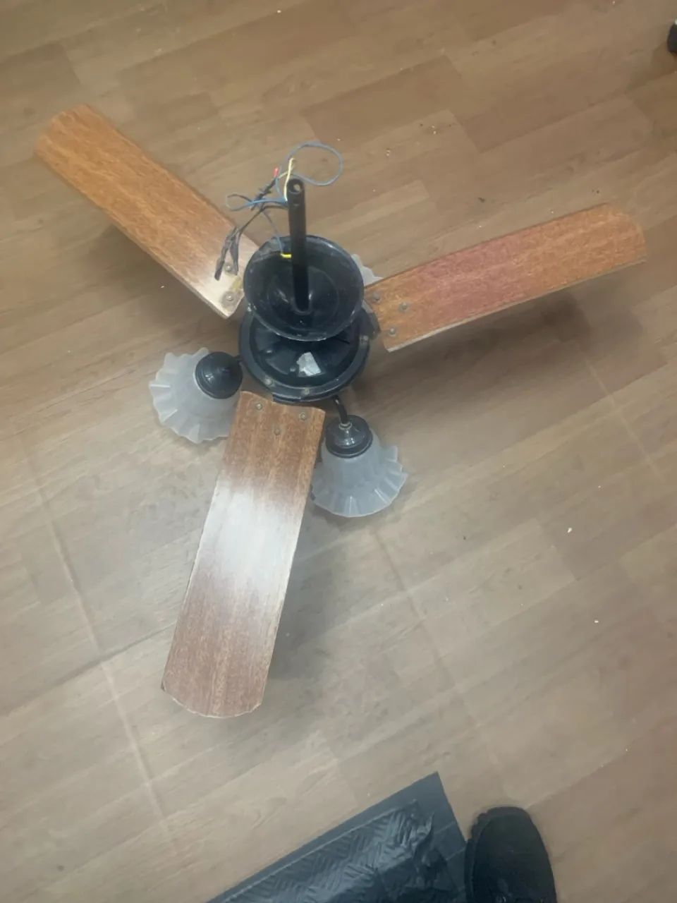 Ventilador de Teto com Luminária  - Foto 3