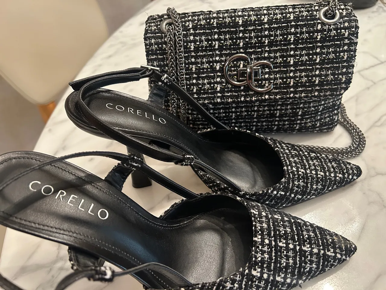 Scarpin e bolsa tweed Corello