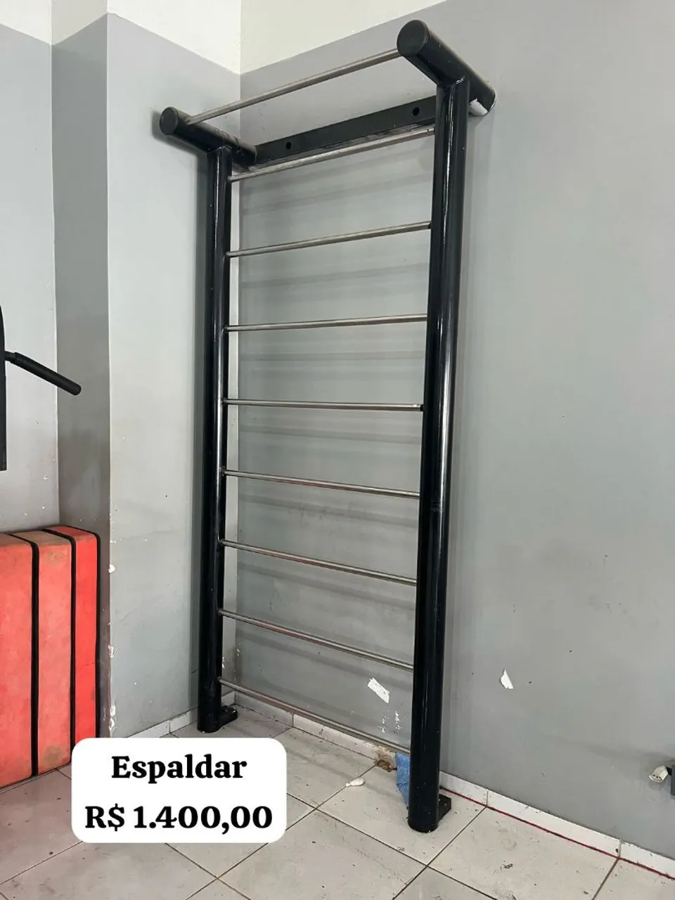 Espaldar para exercícios