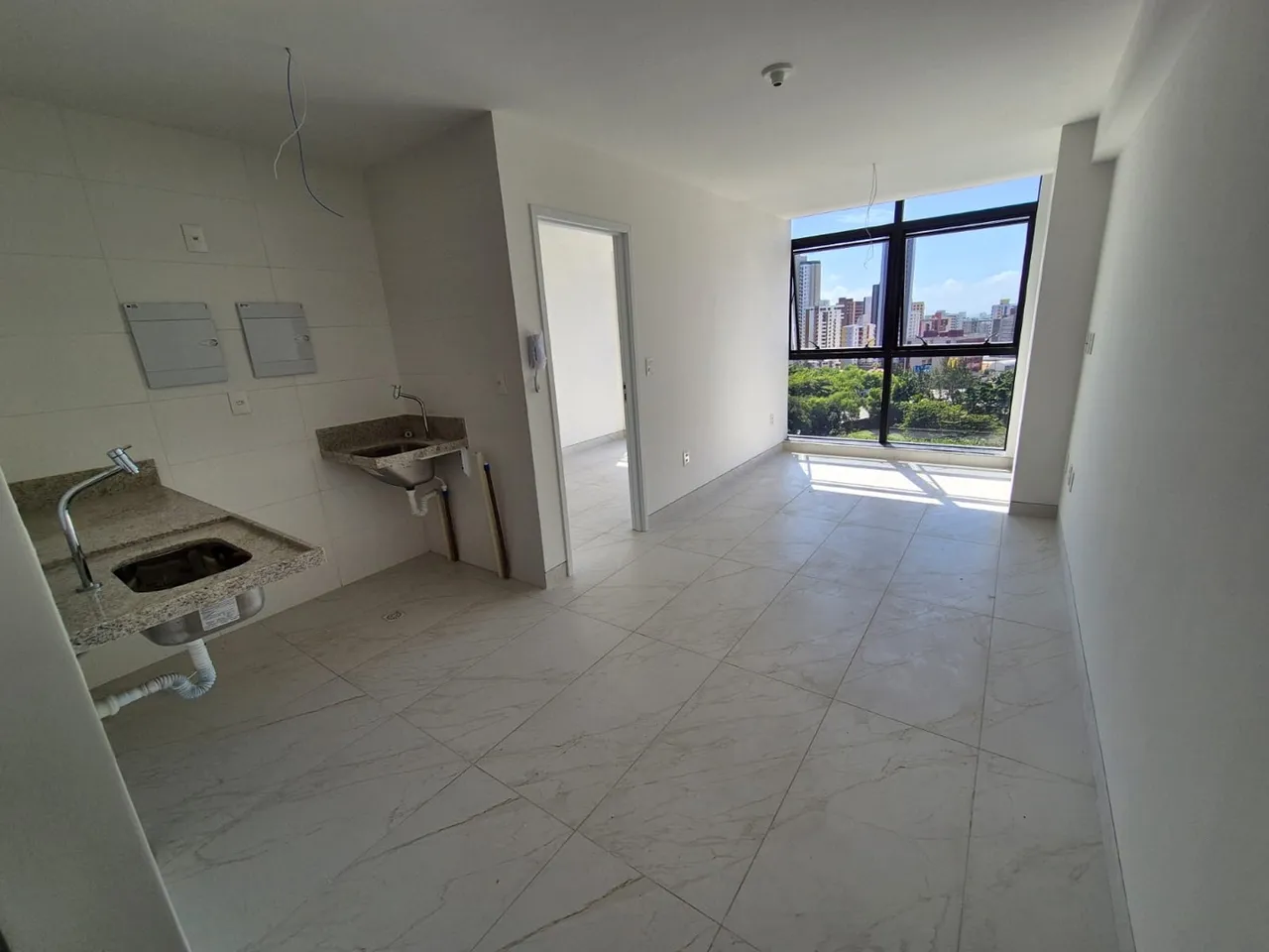 Alugo Apartamento em Miramar