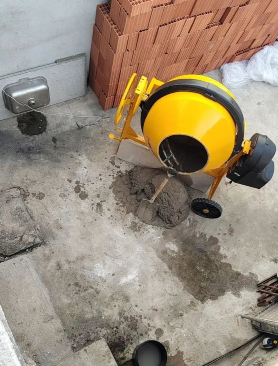 Concrete Mixer for Rent – Meneghetti