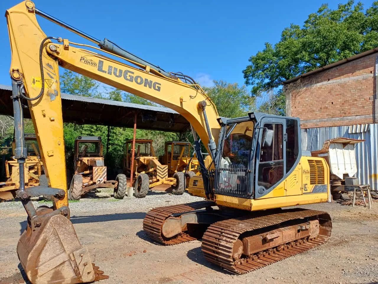 Escavadeira liugong