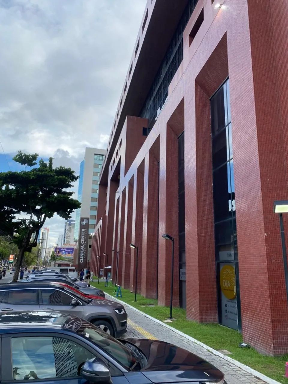 VENDO SALA COMERCIAL NO CLINAL CENTER - PINA - Foto 3