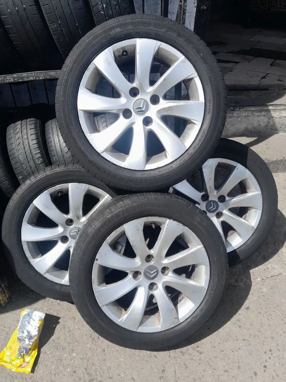 Jogo de rodas  - Foto 4