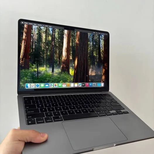 MacBook Air 2022 13インチ M2 8GB 256GB MacBook Air 13