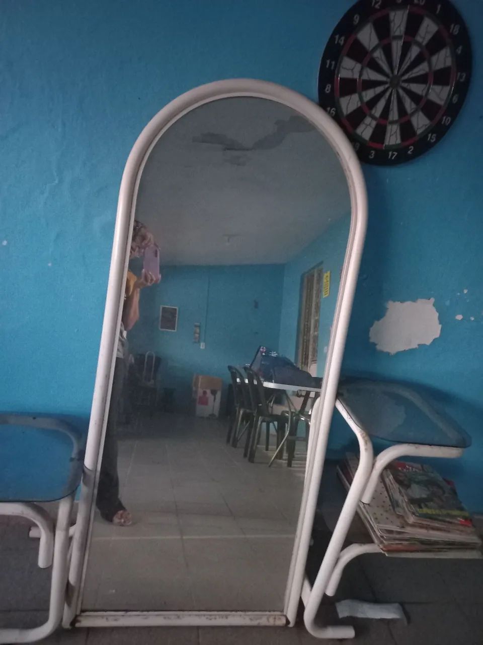 Penteadeira com Espelho e Prateleiras