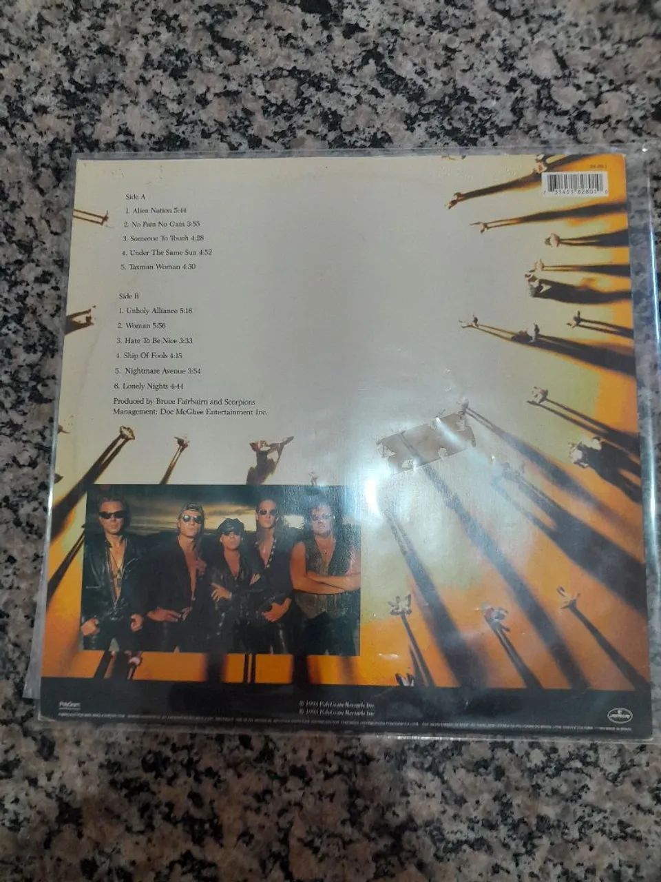 Três disco vinil scorpions. Original  - Foto 2