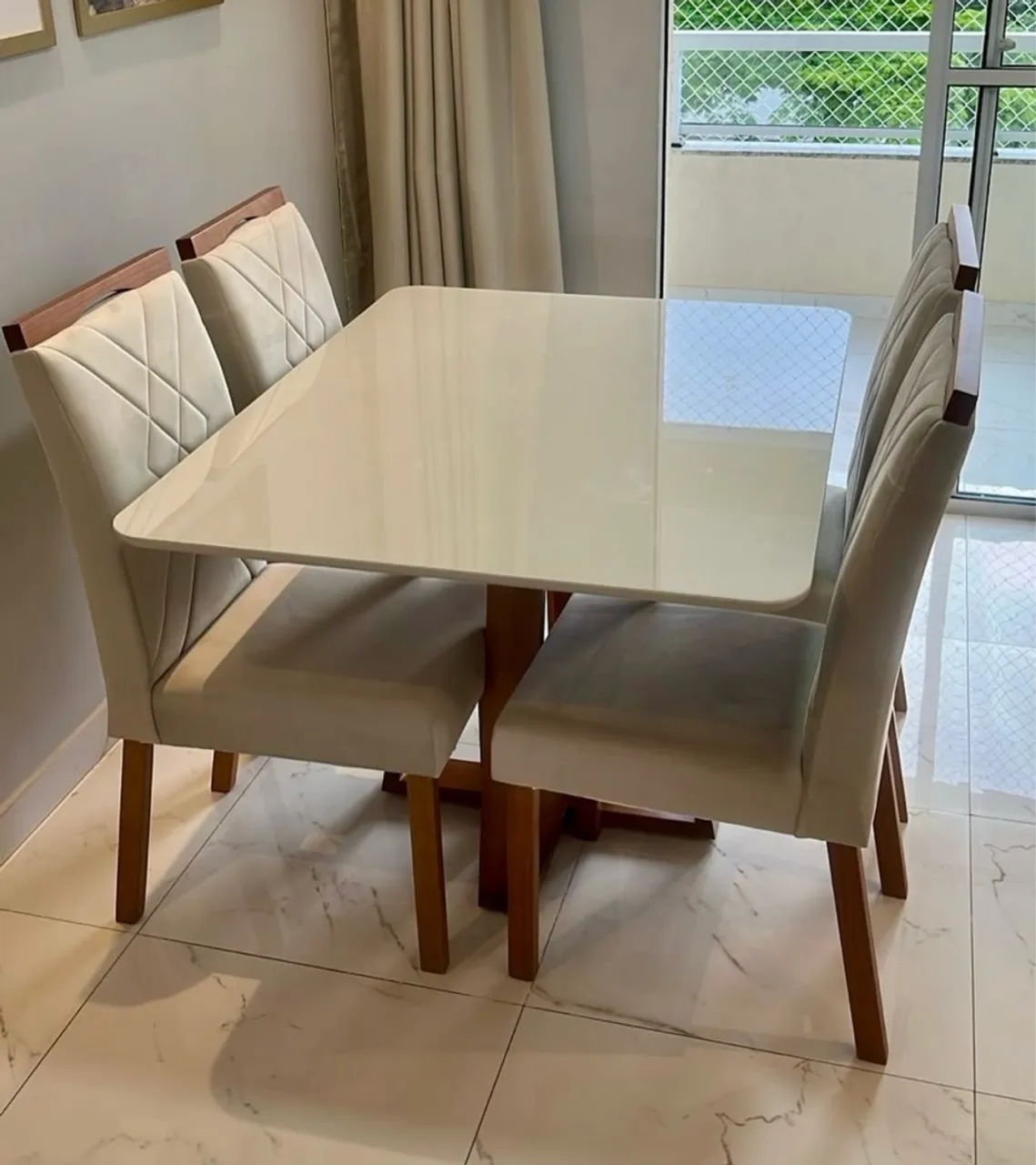 Mesa de Jantar Gávea 4 cadeiras