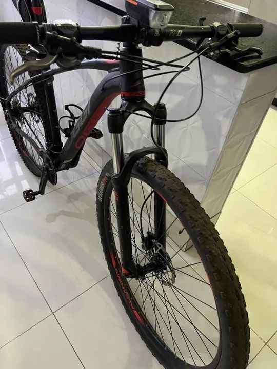 Bicicleta Oggi 7.2 -  Aro 29 - [Pouco usada] - Foto 6