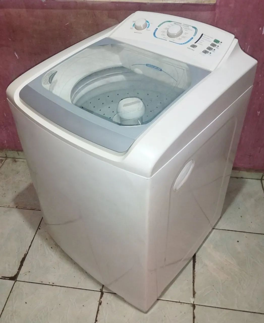 Máquina de lavar roupa Electrolux 15kg 64739863477379122