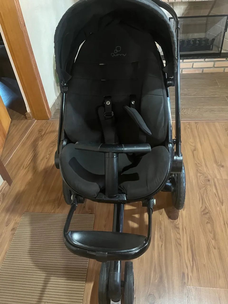 Carrinho de Bebê Quinny