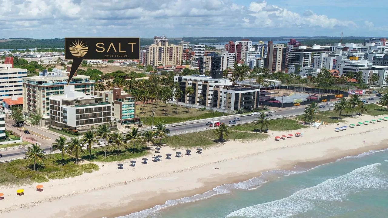 Studios Frente Mar C/38,28m² Térreo com área externa 23,53m² + 13,75m²