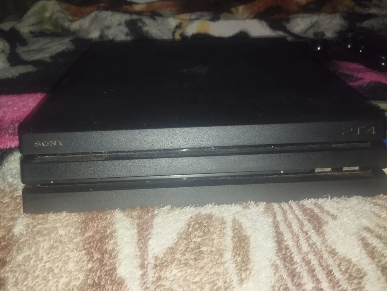 Playstation 4 Slim com Dark Souls III - Foto 2