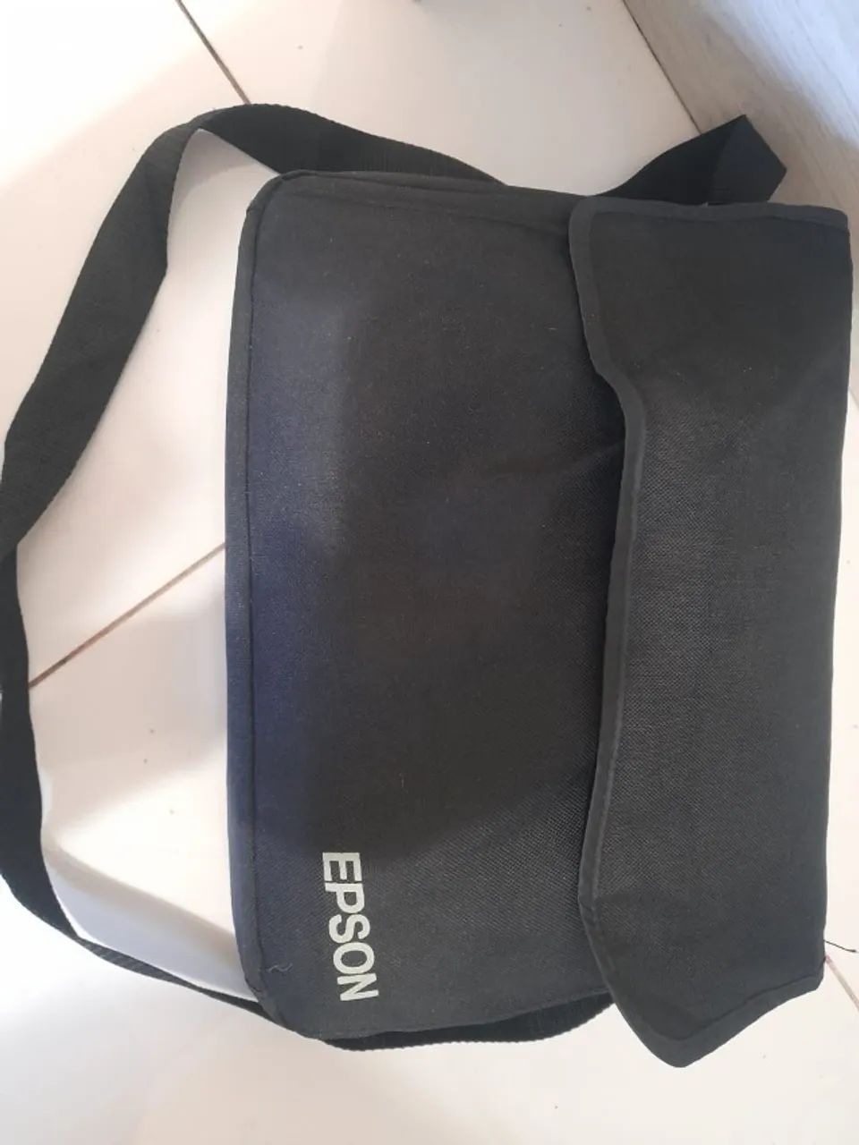 Epson S8+ Projector used a few times, in excellent condition64522270761474123