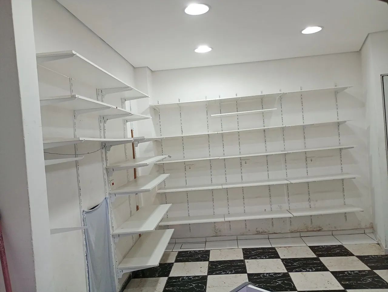 Vendo prateleiras comercial  - Foto 3