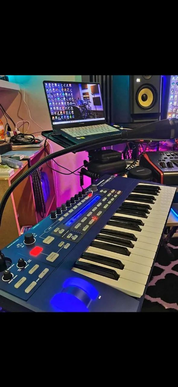 Teclado NOVATION Sintetizador de Modelagem Analógica ULTRANOVA - Foto 3