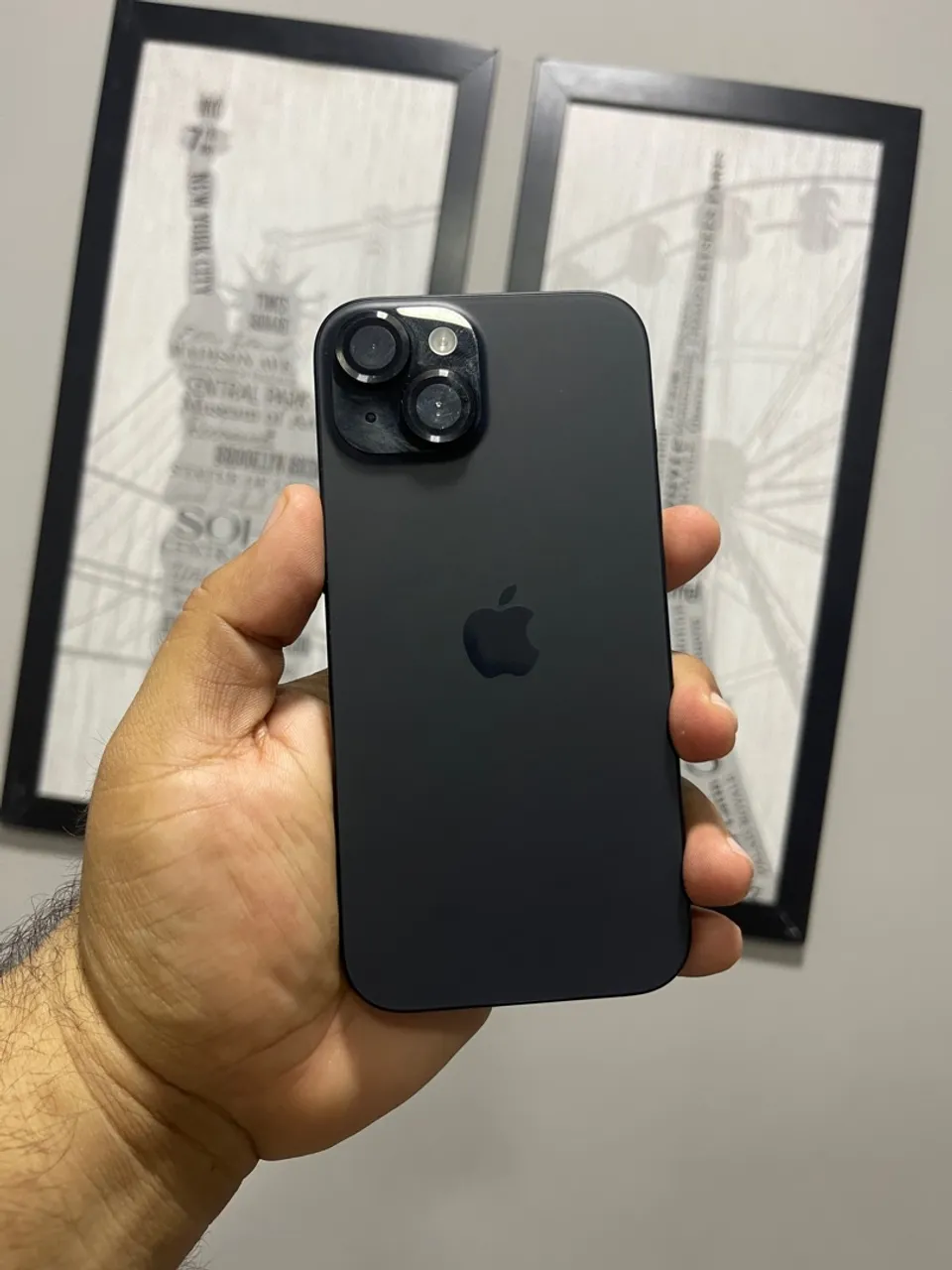 iPhone 15 256 gigas - Completo e garantia até Março de 2026