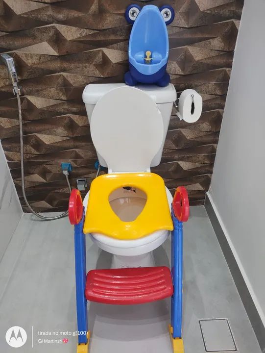 Assento de Vaso Sanitário Infantil com Degraus - usado com 1 brinde