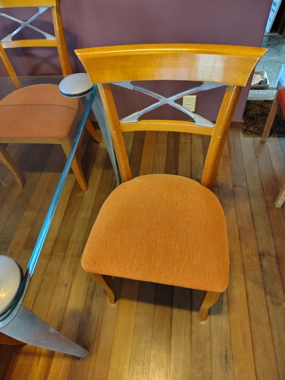 Mesa de jantar com 4 cadeiras
