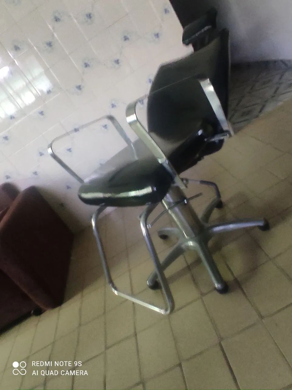 Cadeira de barbeiro/cabeleireiro profissional - Foto 4