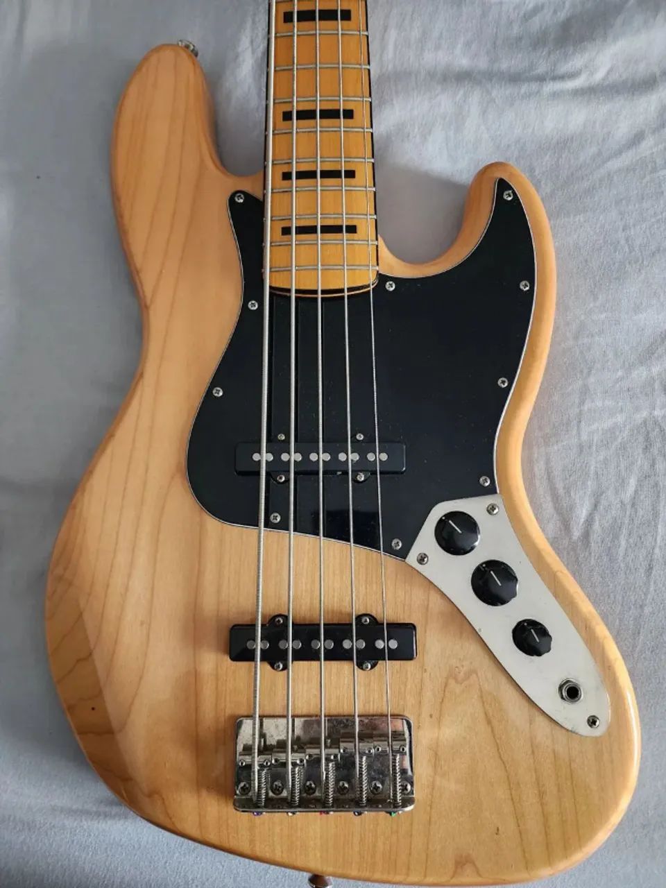 Baixo Squier Classic Vibe 70 5C - APENAS VENDA