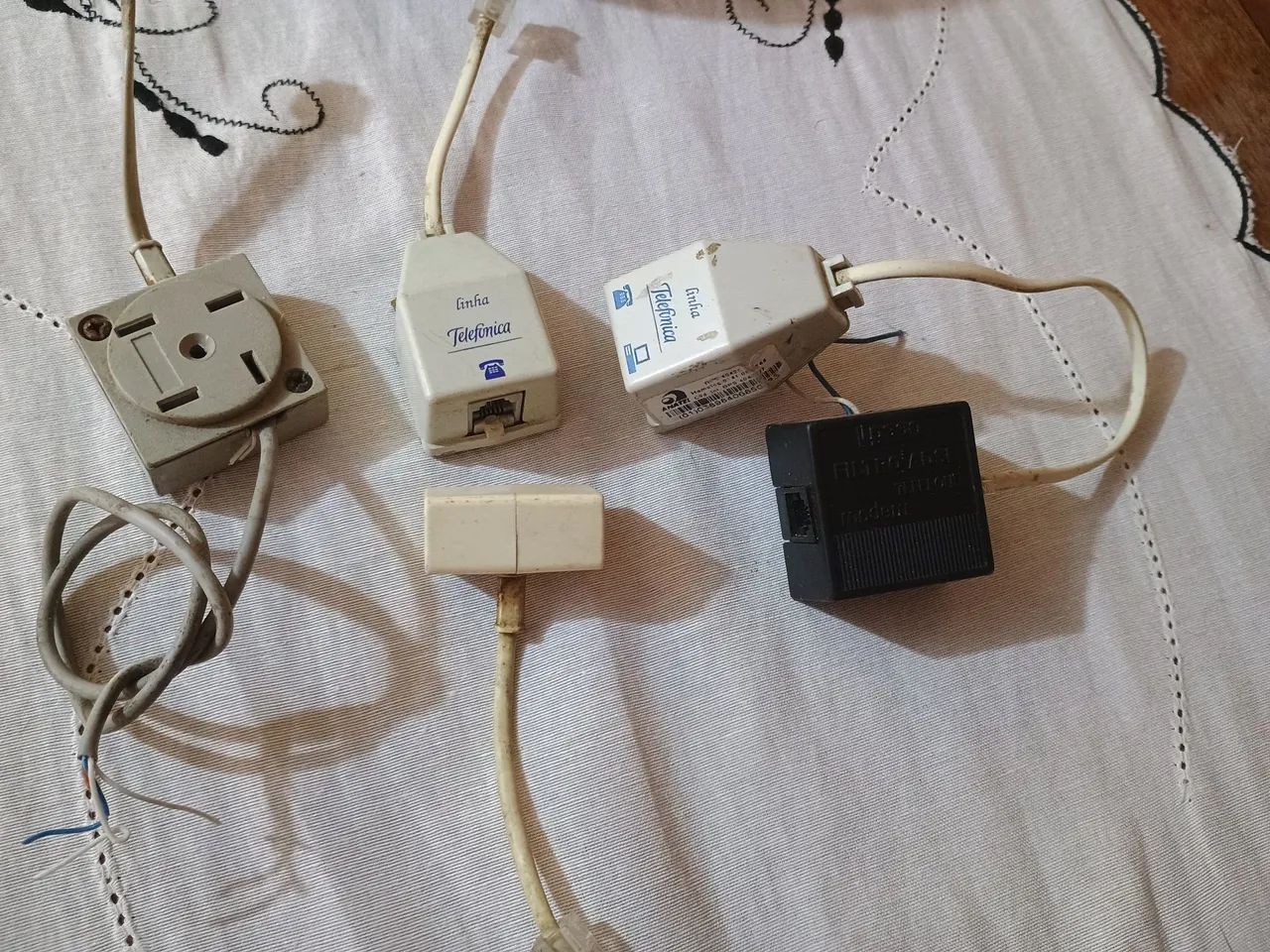 4 cabos AV  RCA + 1 cabo interligação + 5 adaptadores telefonia - Foto 4
