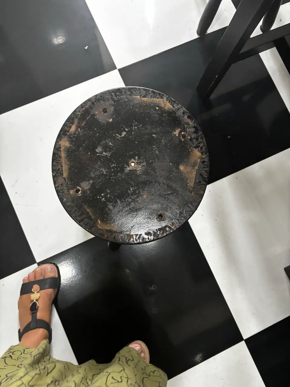 Table with 4 Benches64739861208322122