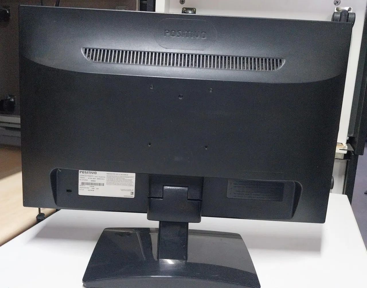 Monitor Positivo 18 Polegadas  - Foto 5