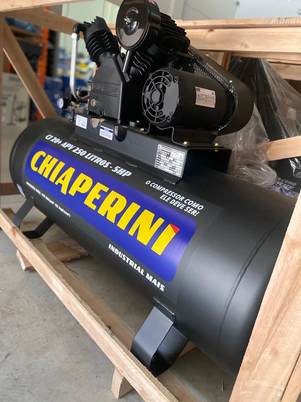 Compressor 250L Chiaperini 20pcm Motor 5CV Industrial 175psi - Novo  - Foto 3