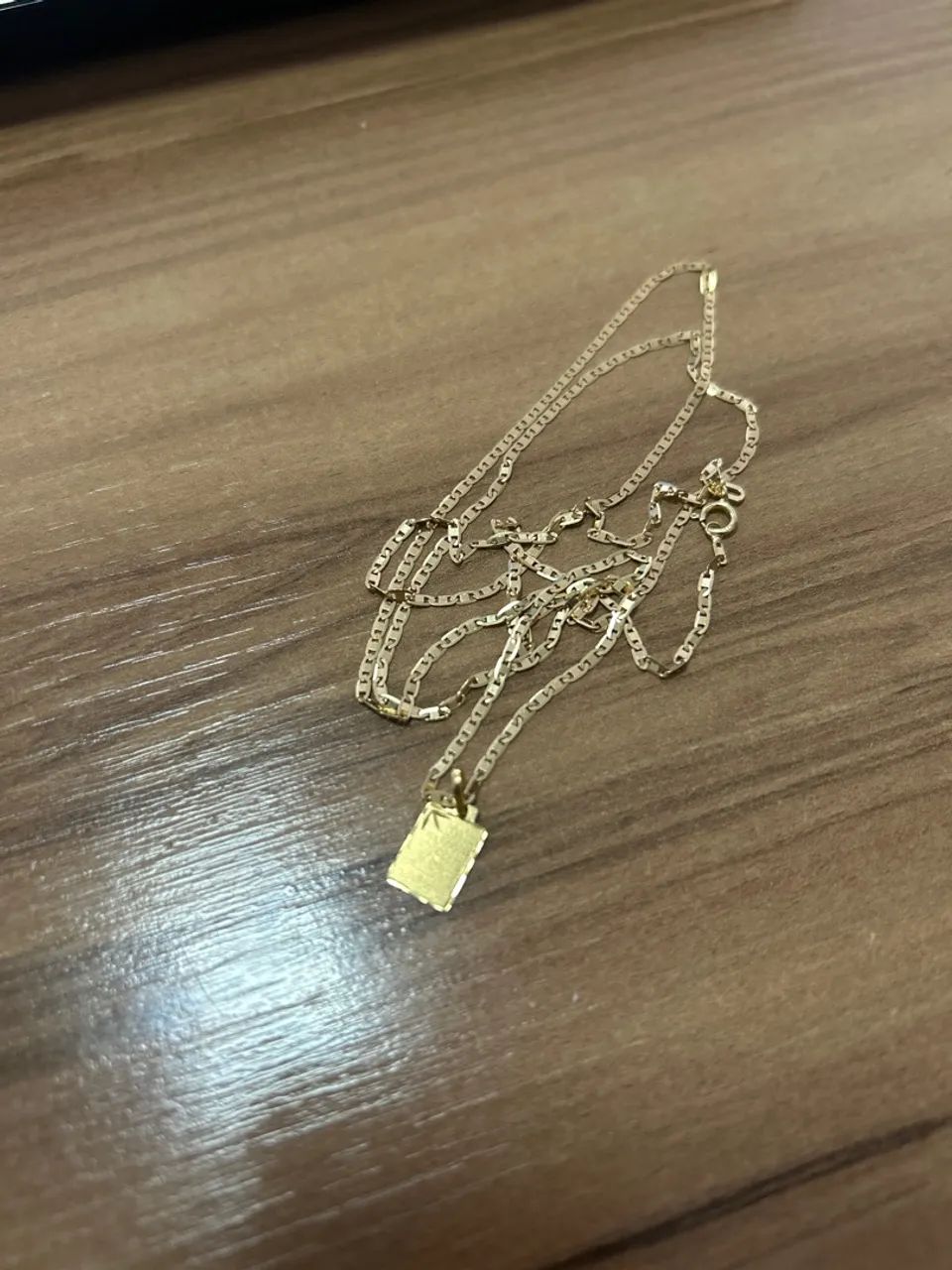 Colar maciço com medalha ouro 18